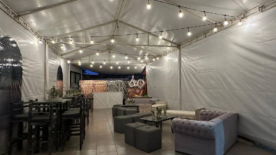Serie De Luces en Carpa.