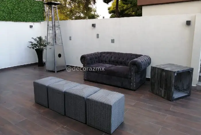 Sala vintage Oxford con calentador pirámide para eventos al aire libre